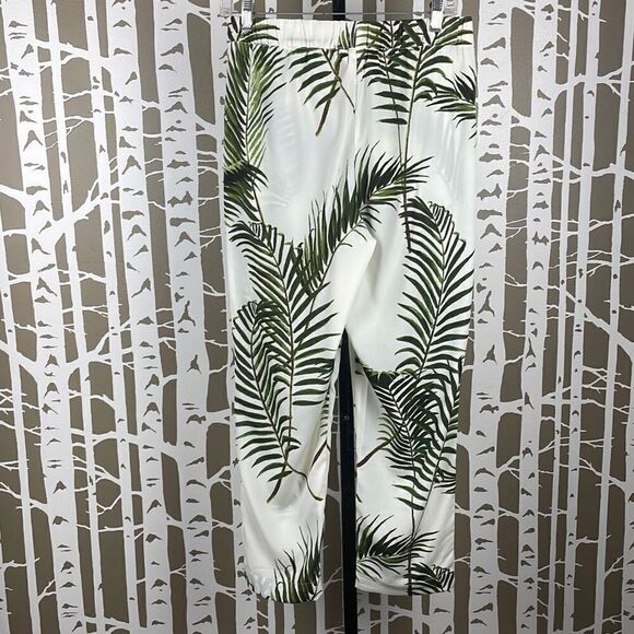 Palm Leaf Print High Waist Cropped Pants 8 - Picture 2 of 10